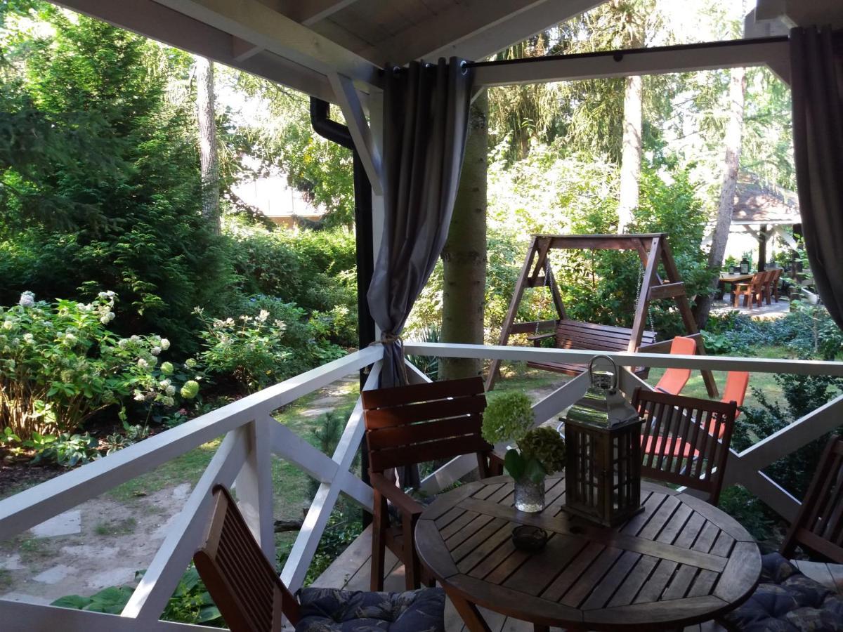 黑白山林小屋 Kołczewo 外观 照片